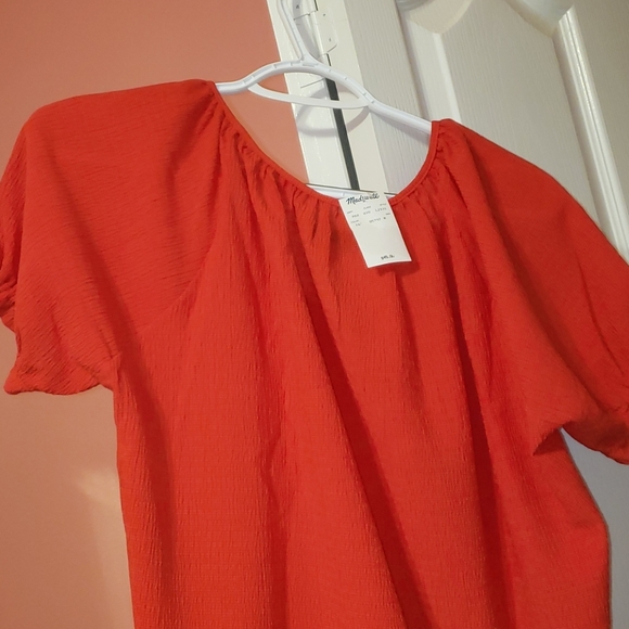 Cute Red Texture and Thread Madewell Top - Picture 7 of 10
